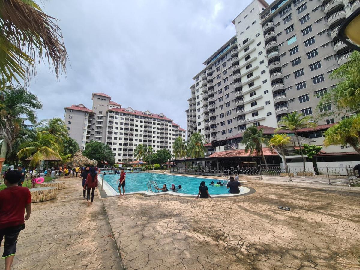 Glory Beach Resort Seaview Private 2Br Port Dickson Exteriör bild
