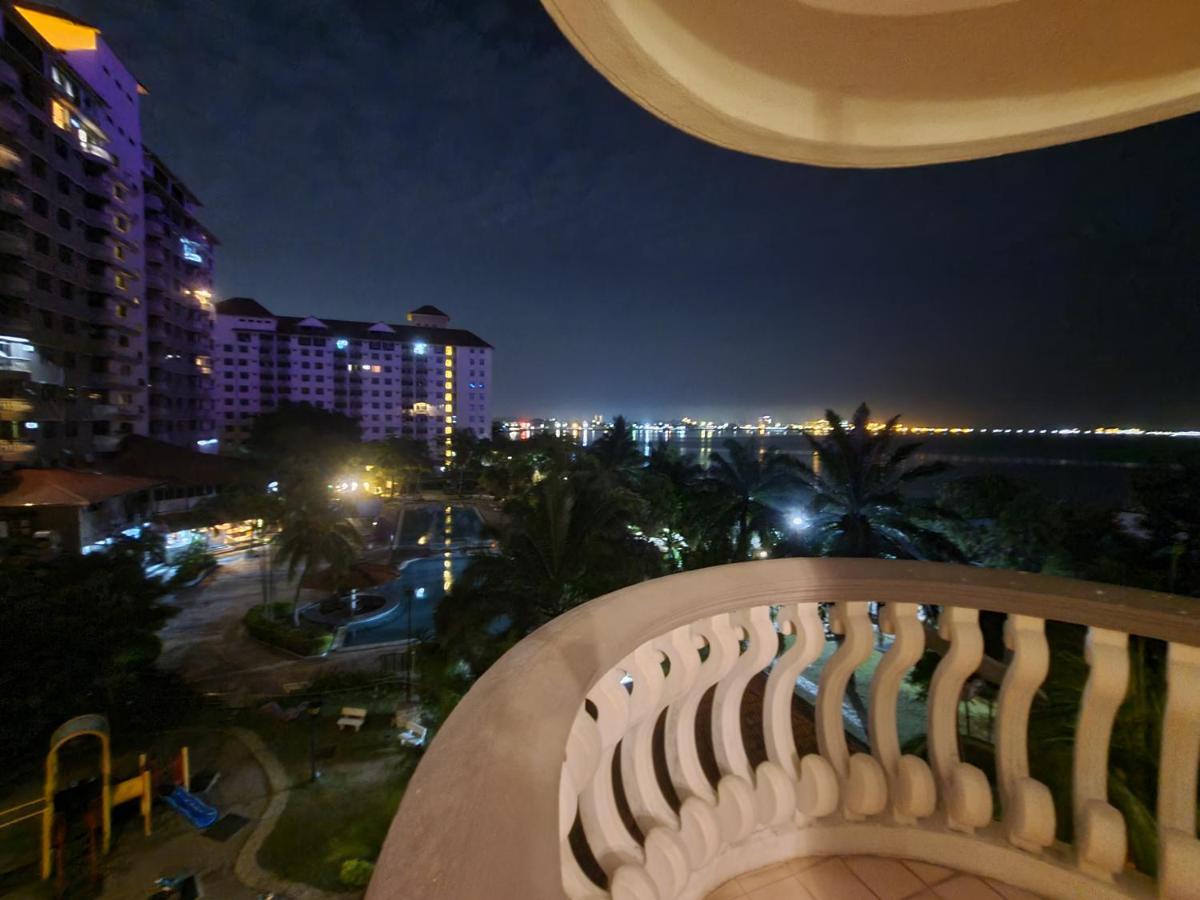 Glory Beach Resort Seaview Private 2Br Port Dickson Exteriör bild