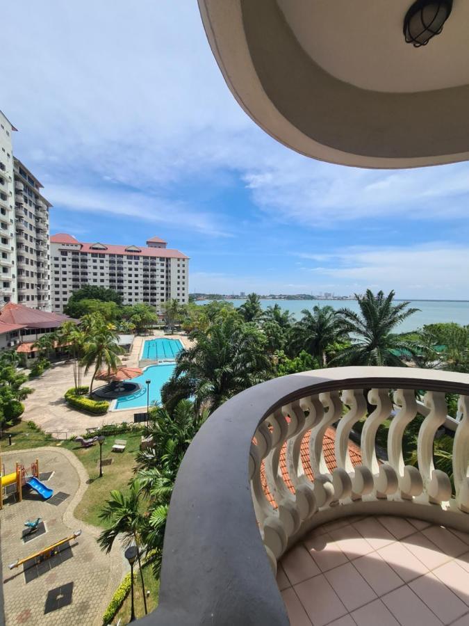 Glory Beach Resort Seaview Private 2Br Port Dickson Exteriör bild
